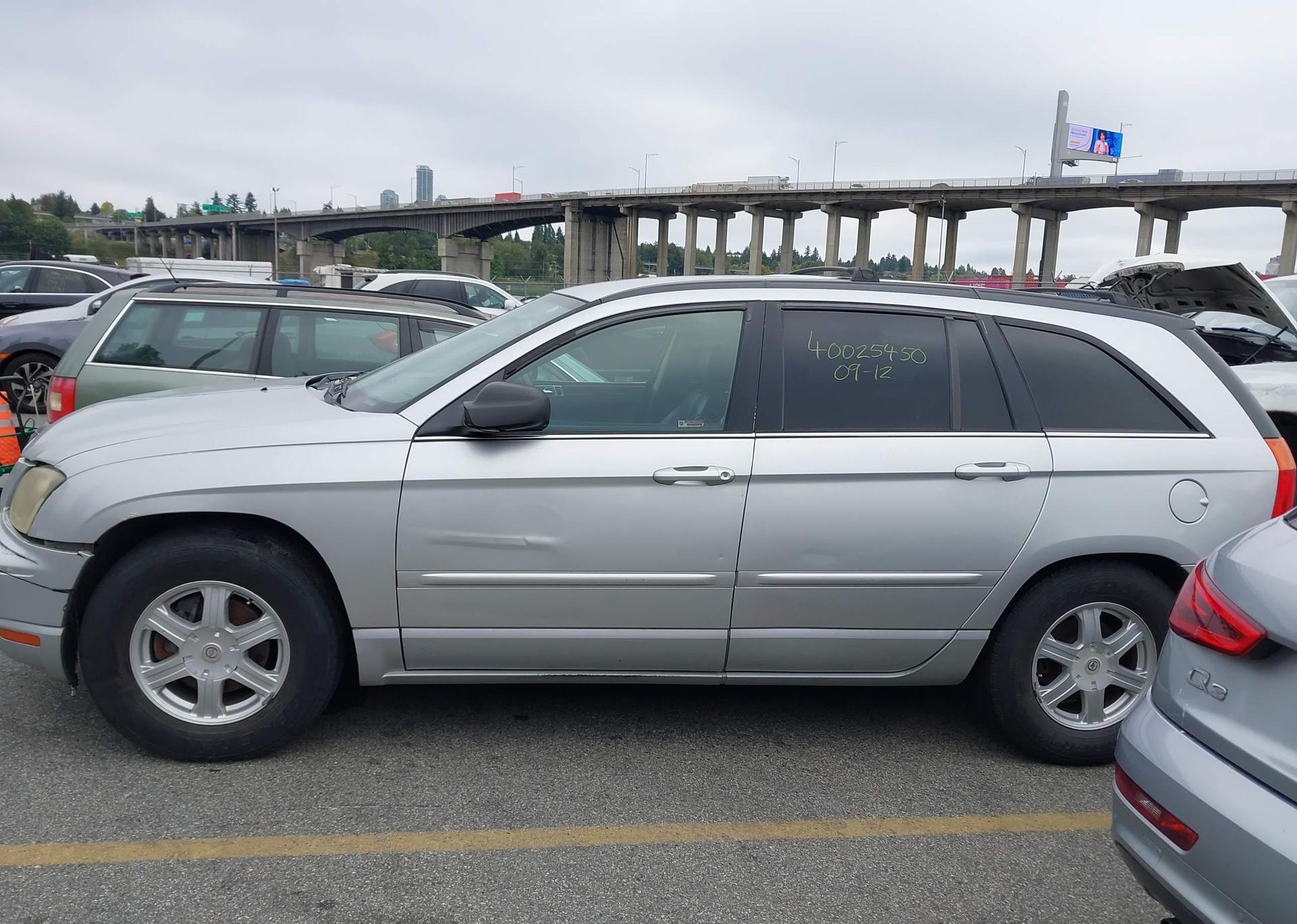 2005 CHRYSLER PACIFICA TOURING
