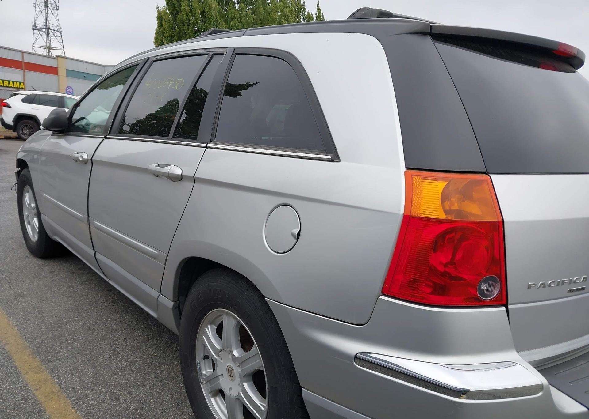 2005 CHRYSLER PACIFICA TOURING