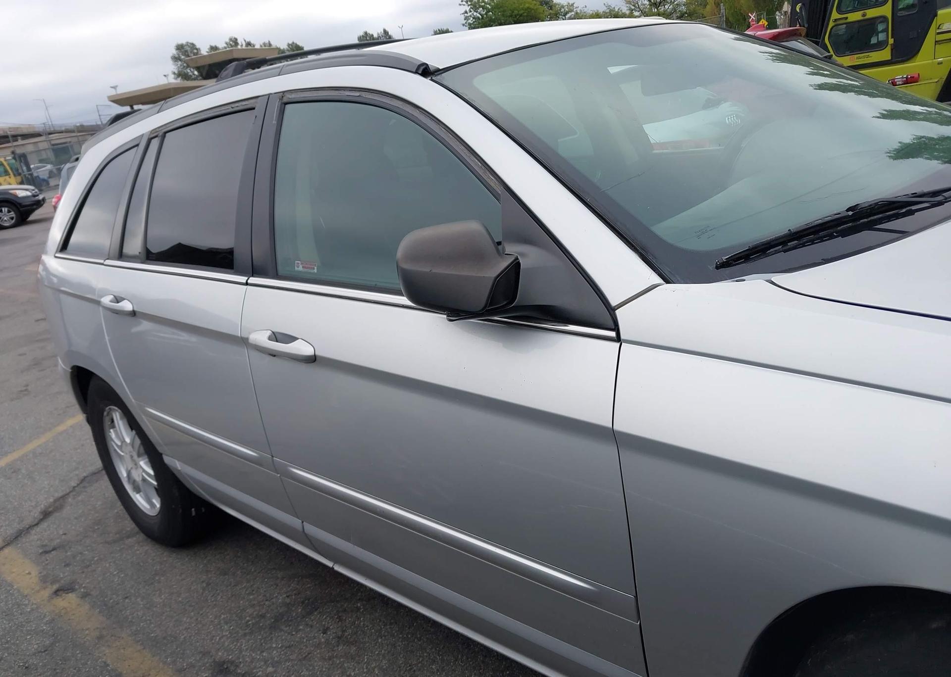 2005 CHRYSLER PACIFICA TOURING