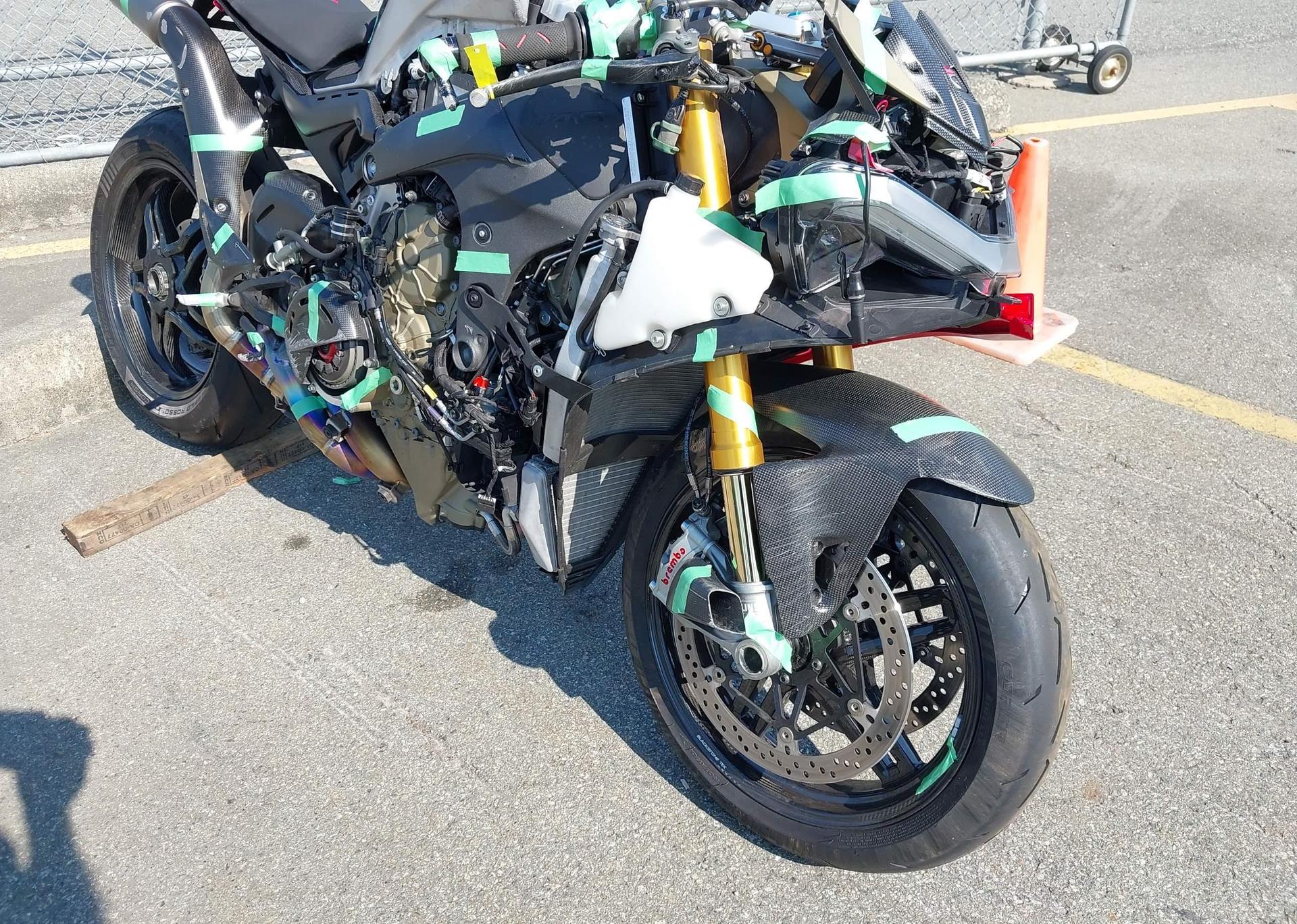 2023 DUCATI PANIGALE V4 R