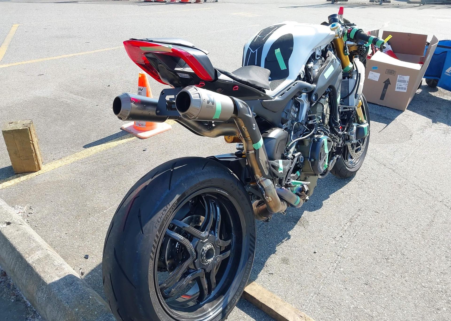 2023 DUCATI PANIGALE V4 R