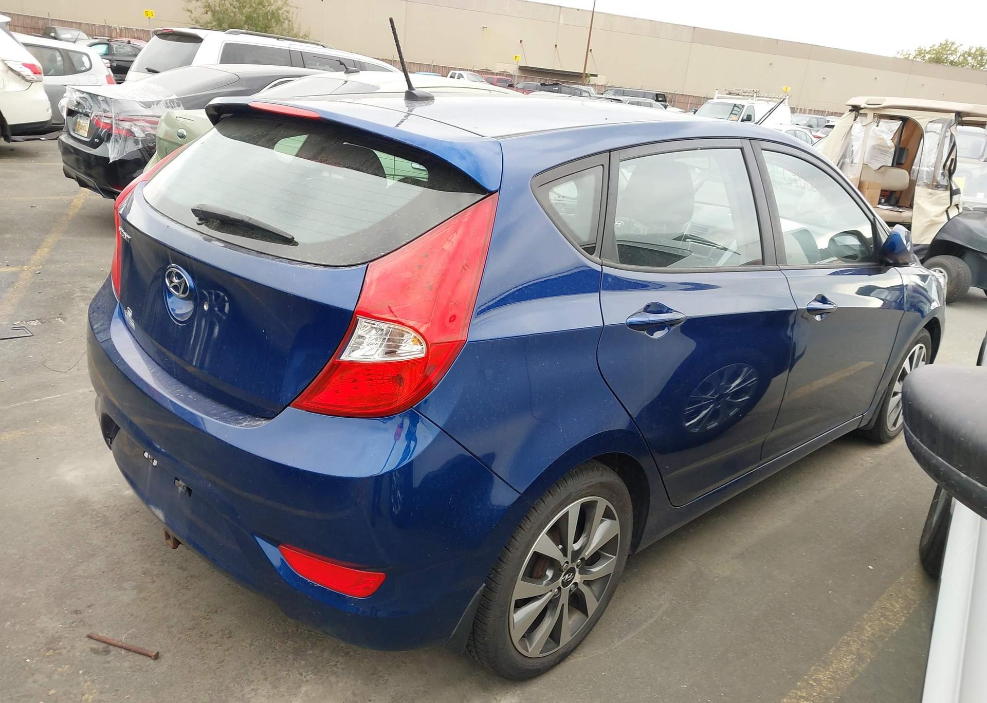 2017 HYUNDAI ACCENT SE