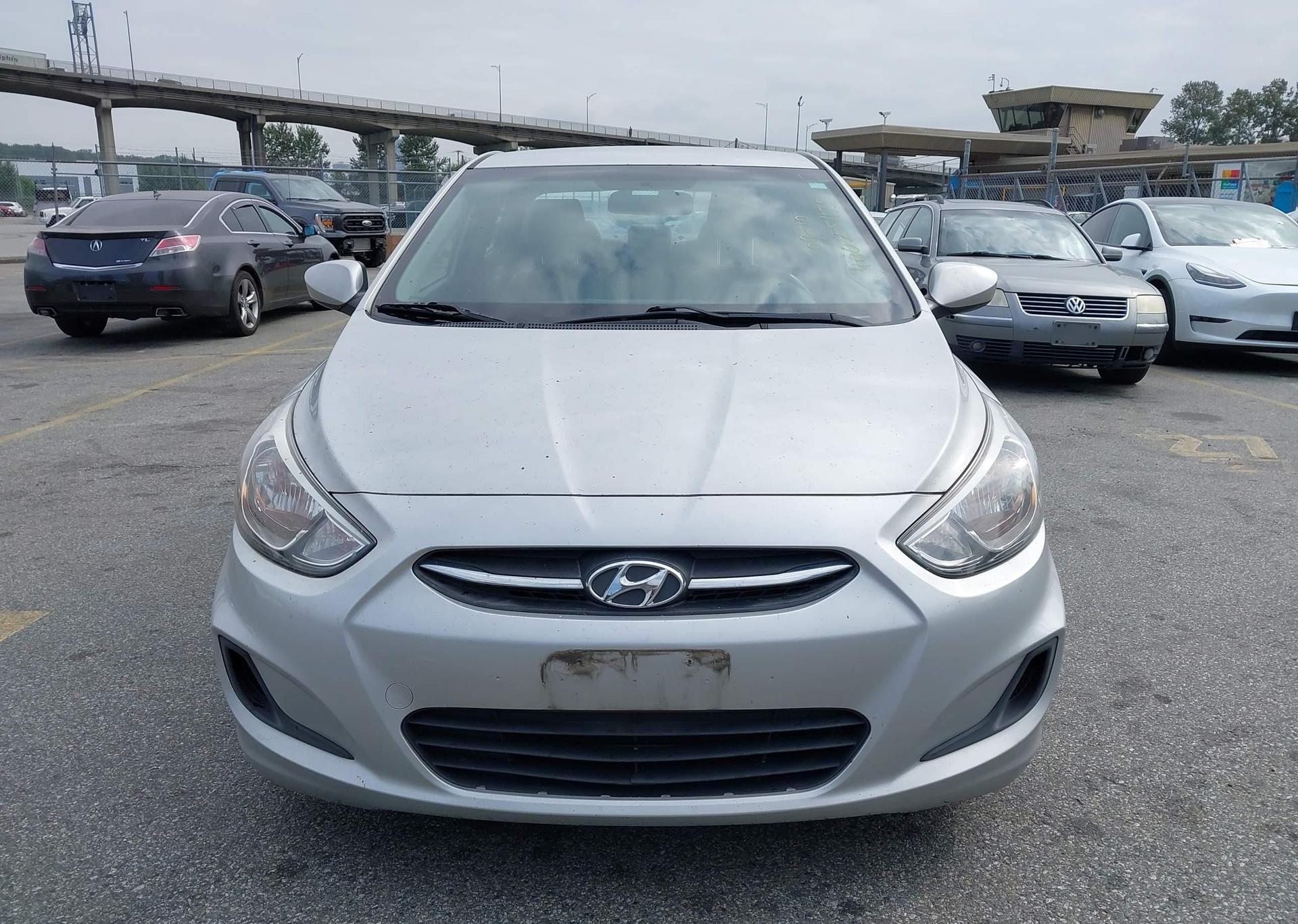 2015 HYUNDAI ACCENT GLS