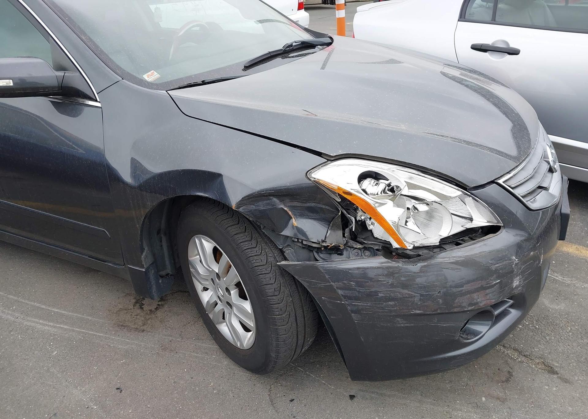2011 NISSAN Altima S