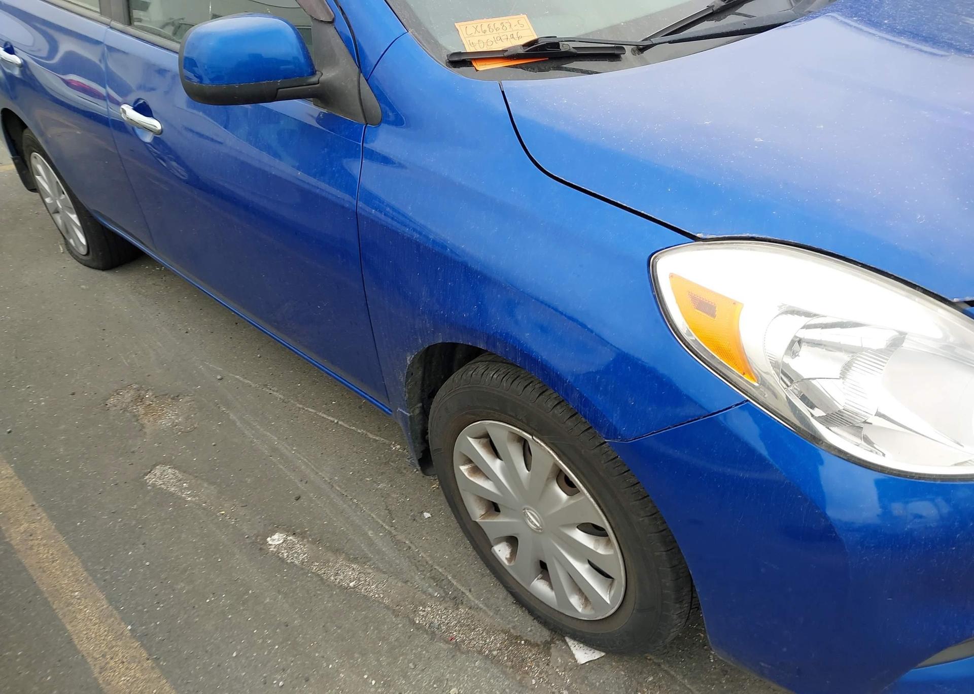 2012 NISSAN VERSA S