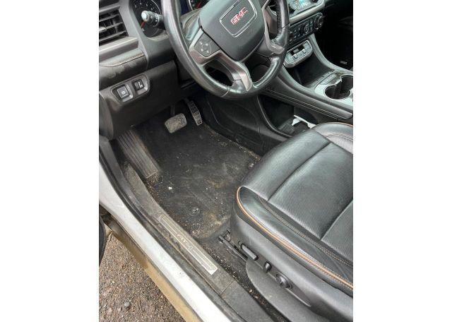 2020 GMC ACADIA AT4