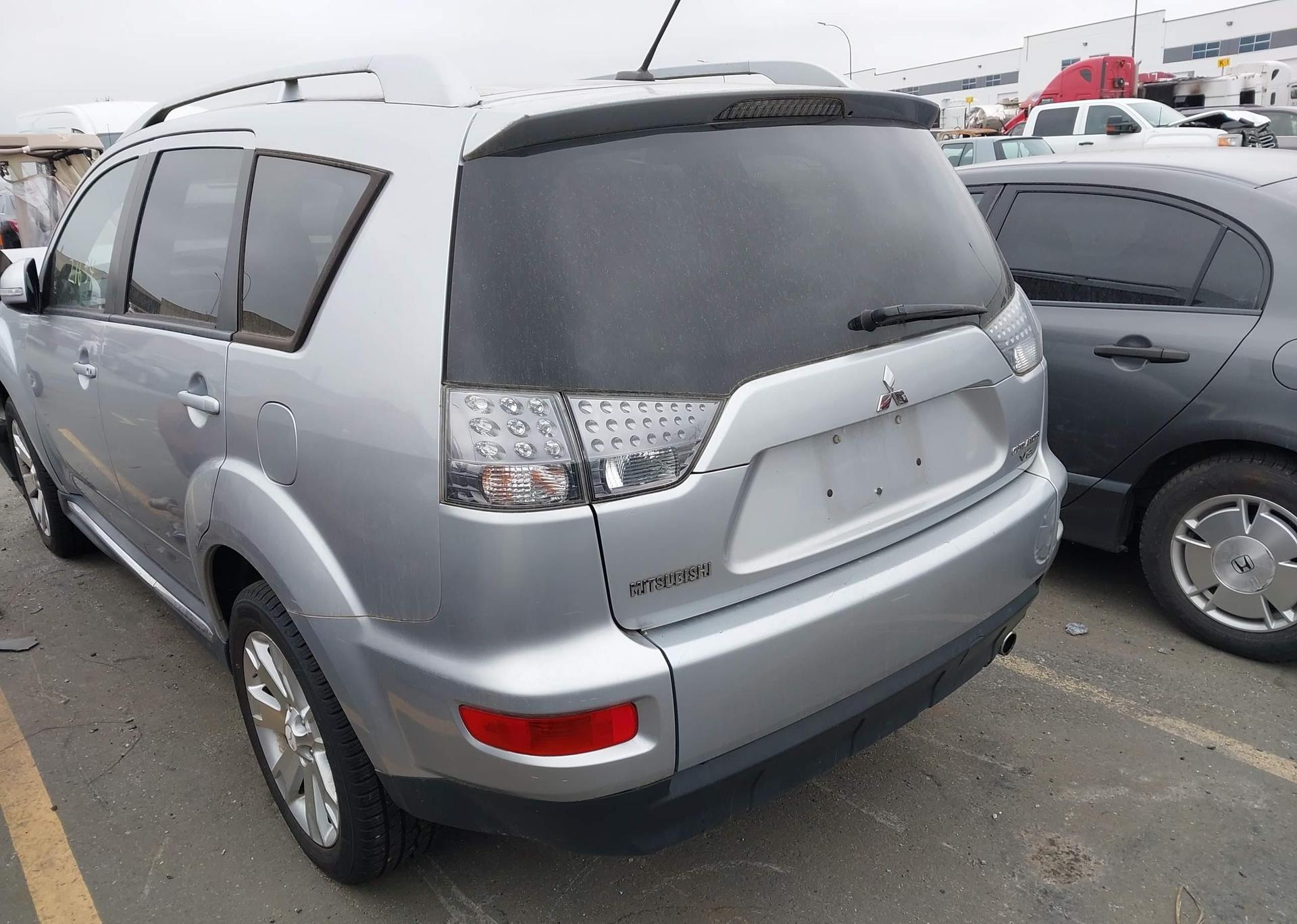 2010 DODGE NITRO SXT
