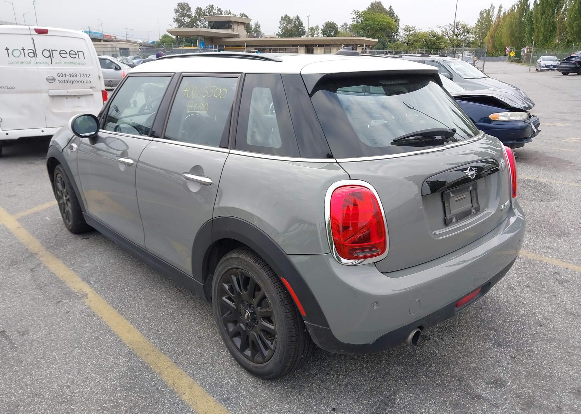 2019 MINI COOPER
