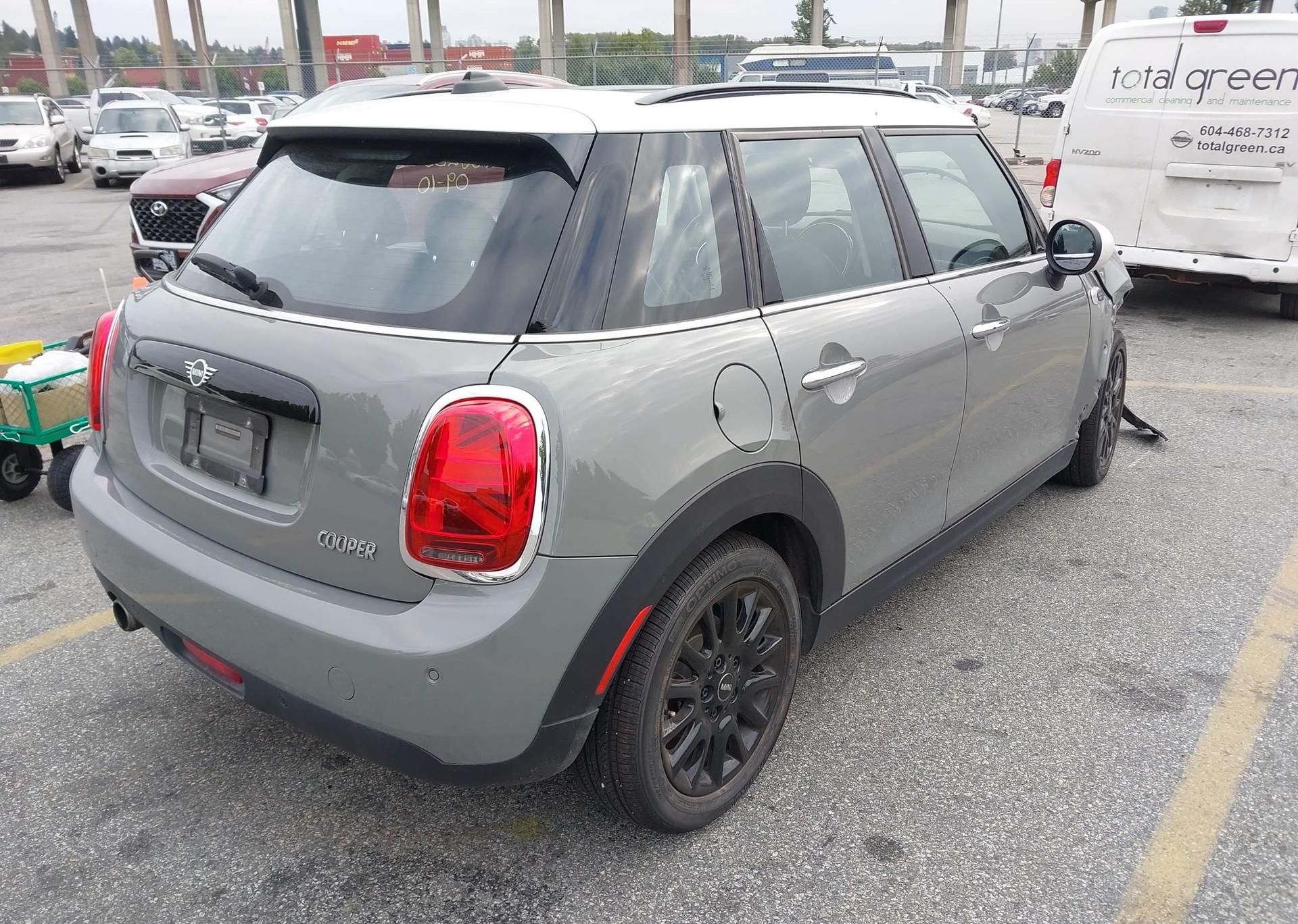 2019 MINI COOPER