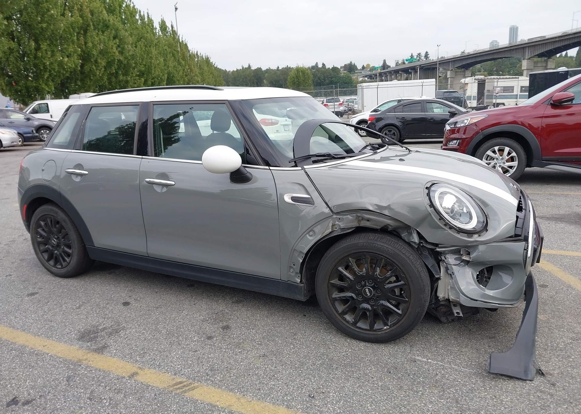 2019 MINI COOPER