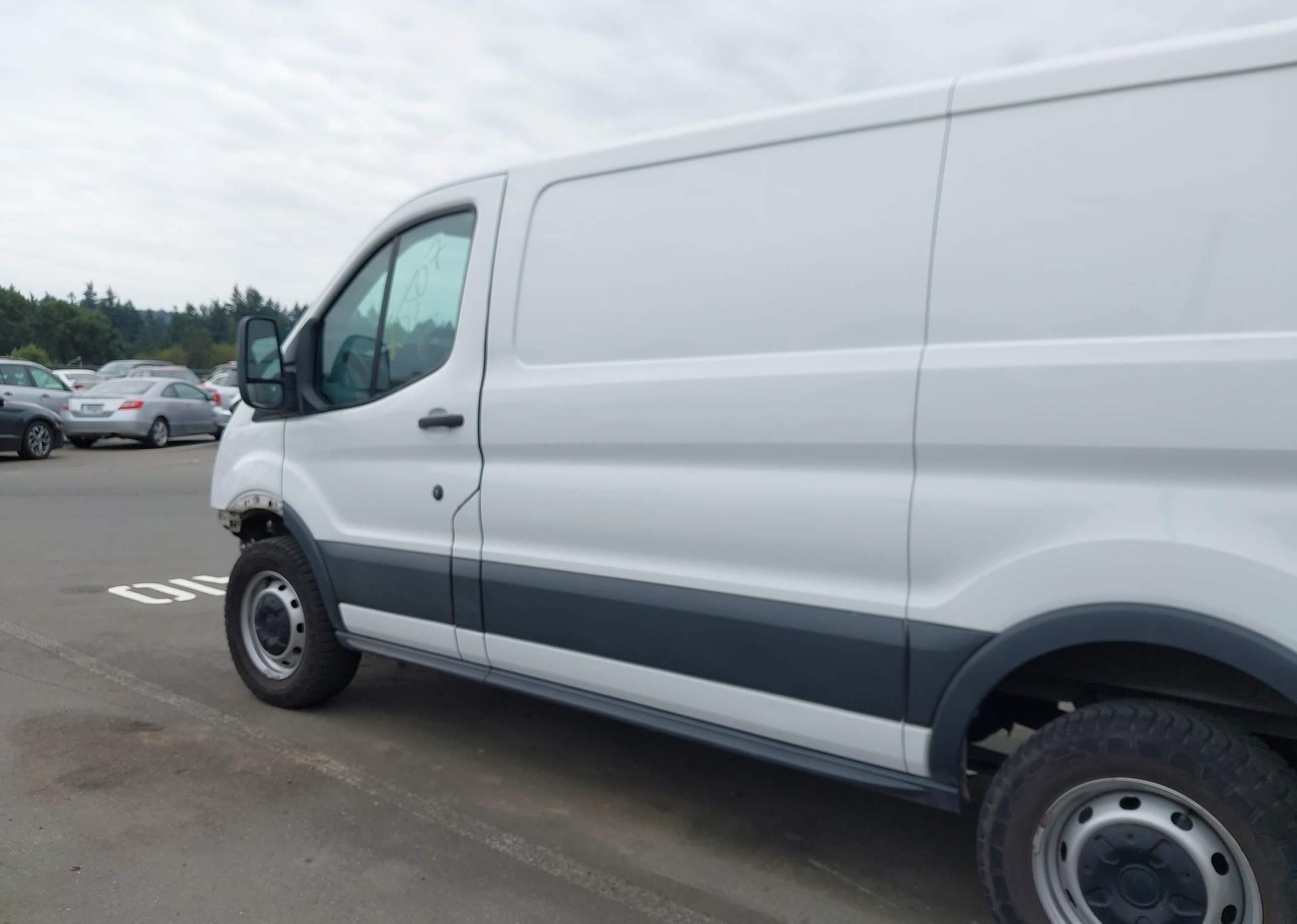 2018 FORD transit t-250