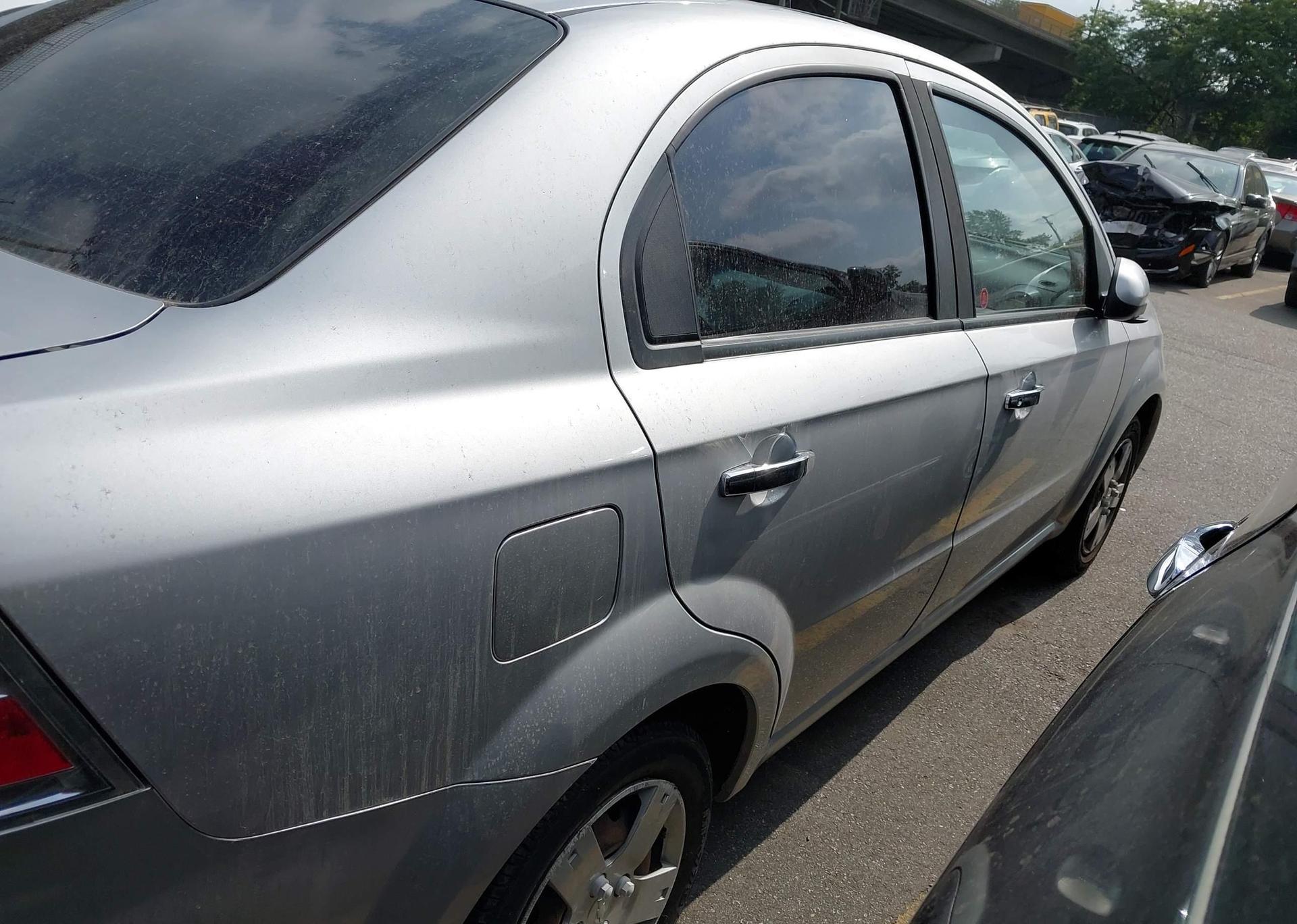 2010 CHEVROLET AVEO LT