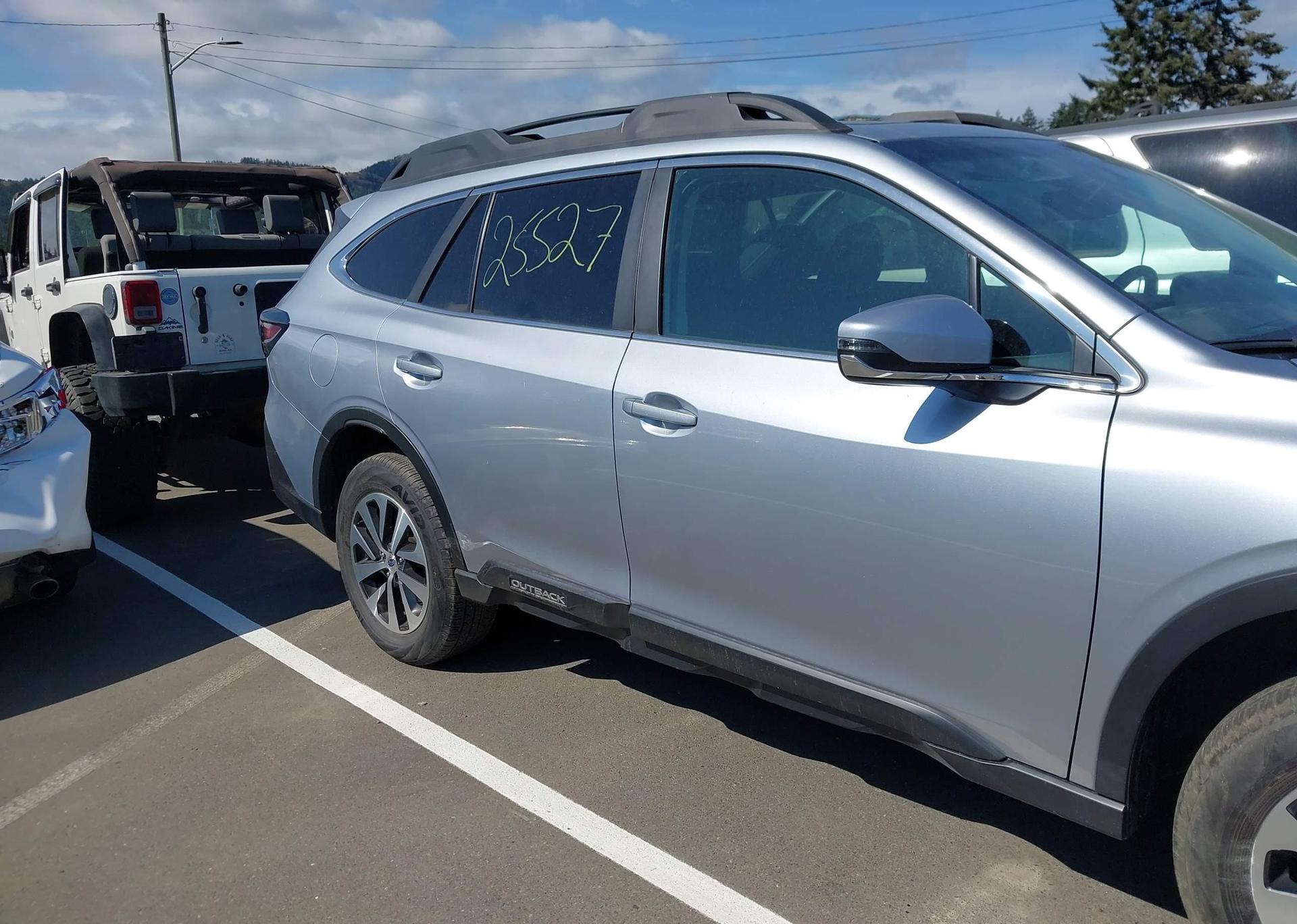 2022 SUBARU OUTBACK TOURING