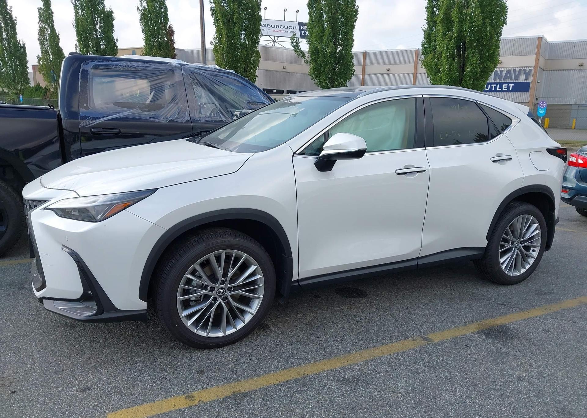 2025 LEXUS NX 350H BASE
