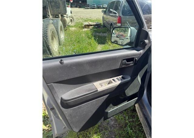 2008 FORD ESCAPE XLT
