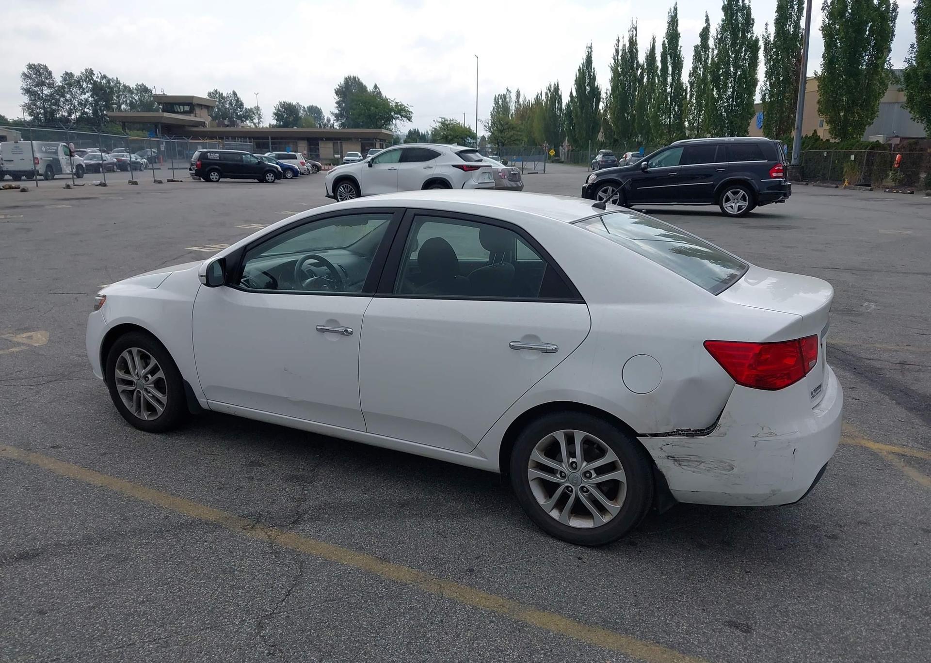 2011 KIA FORTE