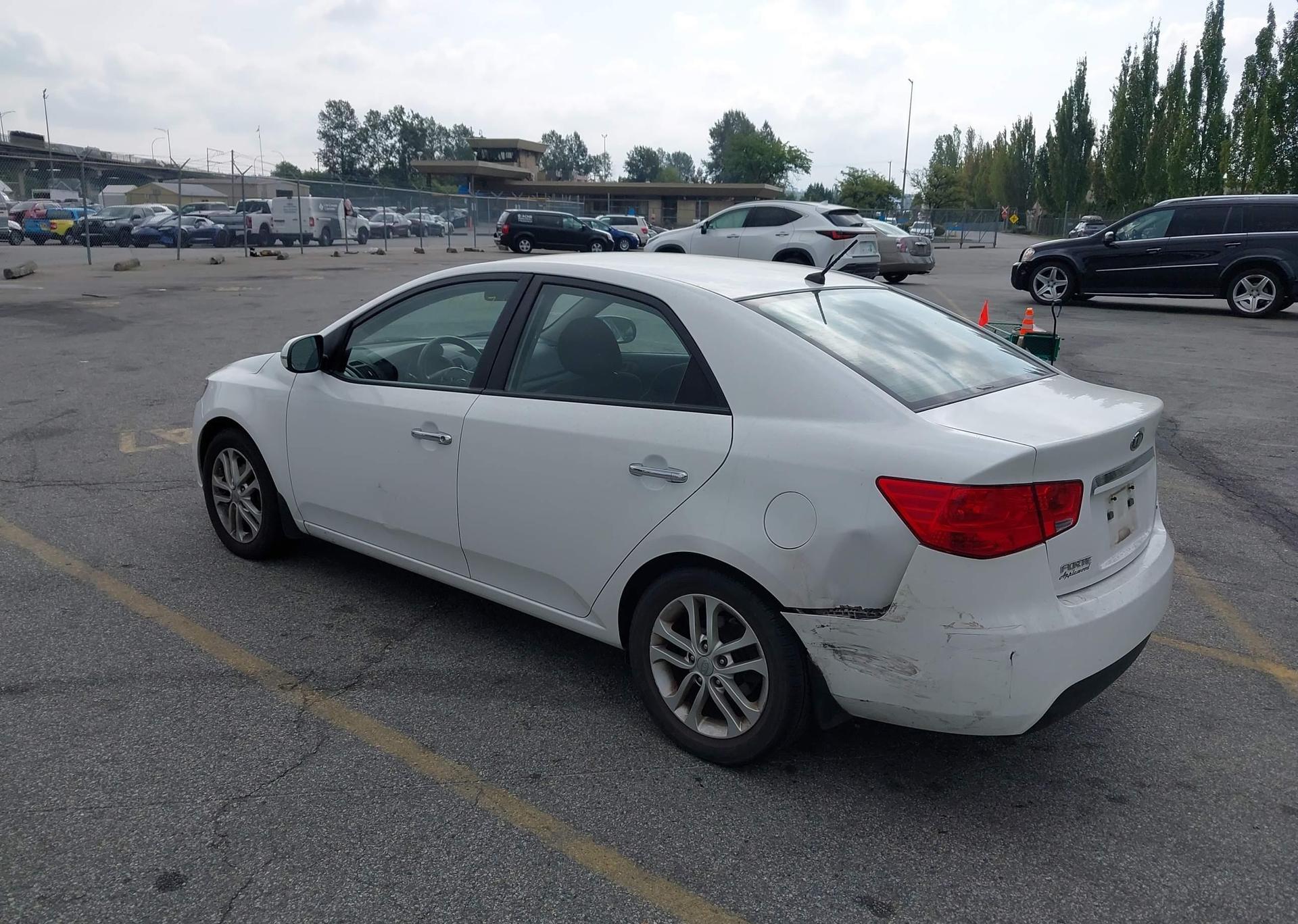 2011 KIA FORTE