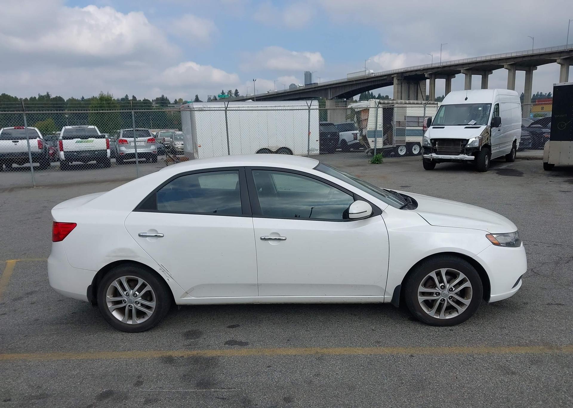2011 KIA FORTE