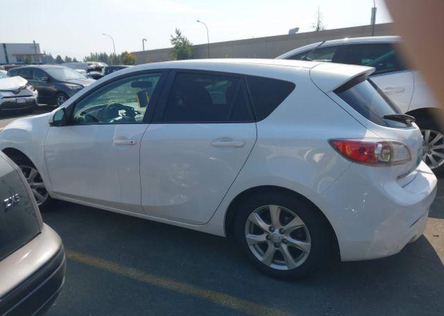 2011 MAZDA 3 I