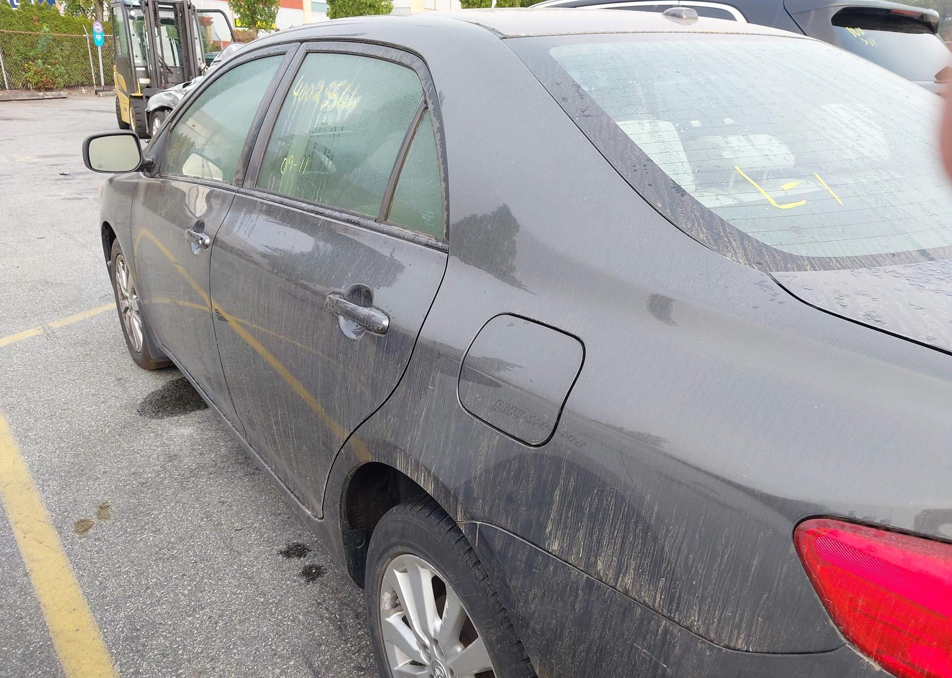 2009 TOYOTA COROLLA S