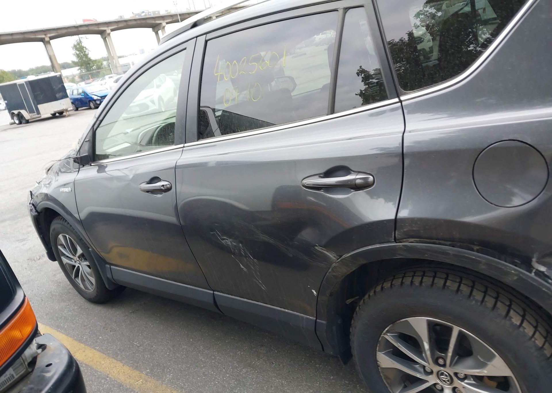 2016 TOYOTA RAV4