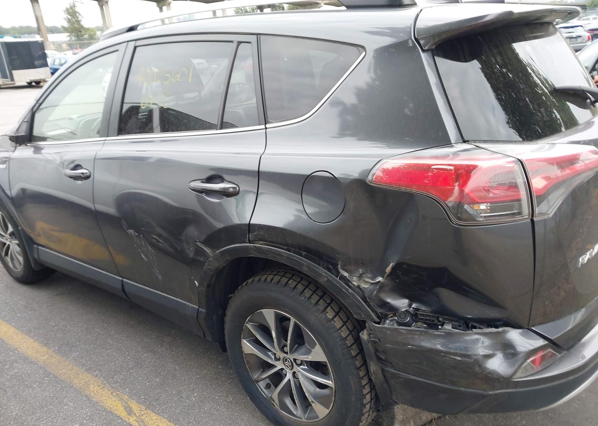 2016 TOYOTA RAV4
