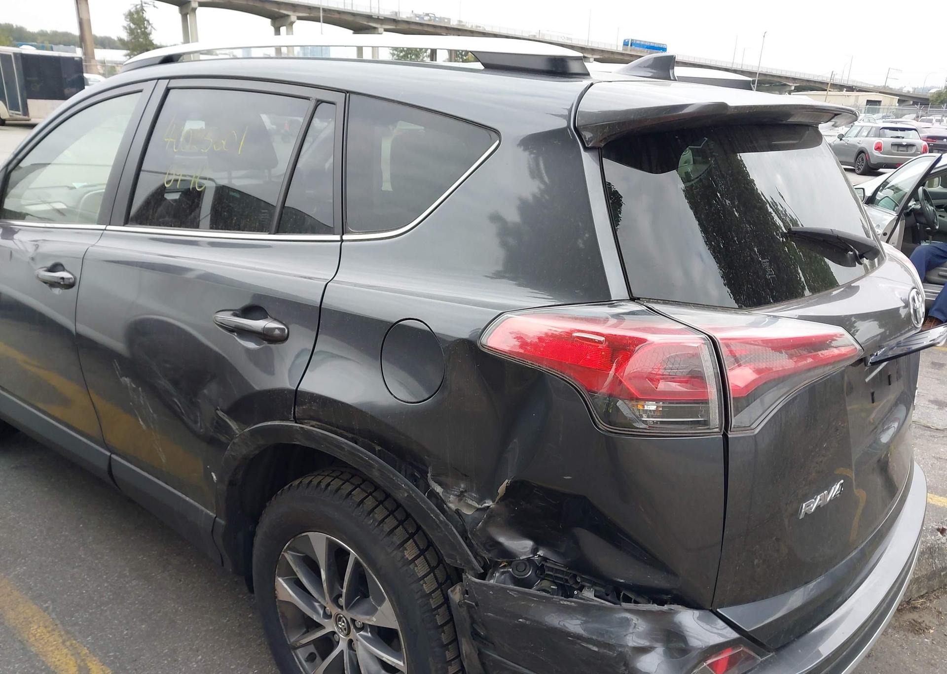 2016 TOYOTA RAV4