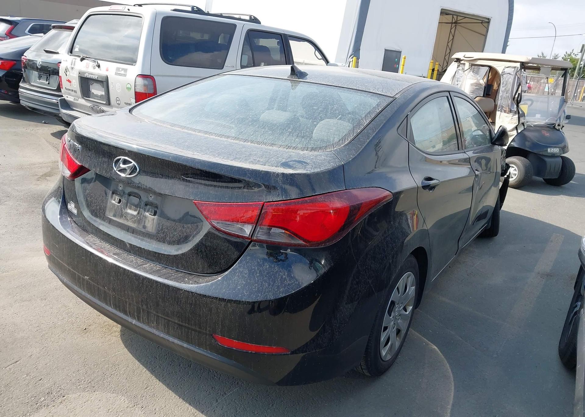 2014 HYUNDAI ELANTRA SE