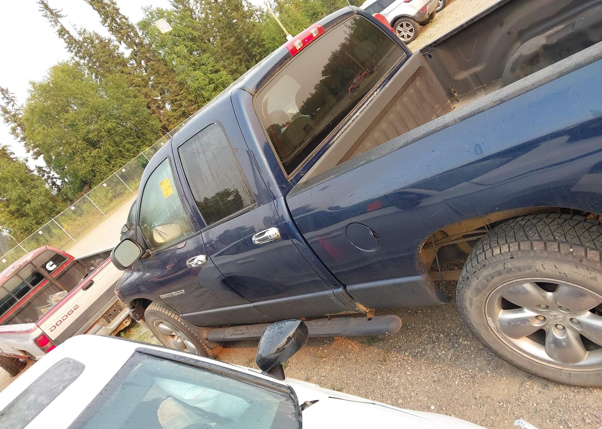2005 DODGE RAM 1500 ST