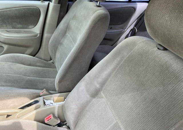 2002 TOYOTA COROLLA CE