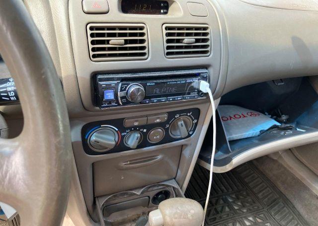 2002 TOYOTA COROLLA CE