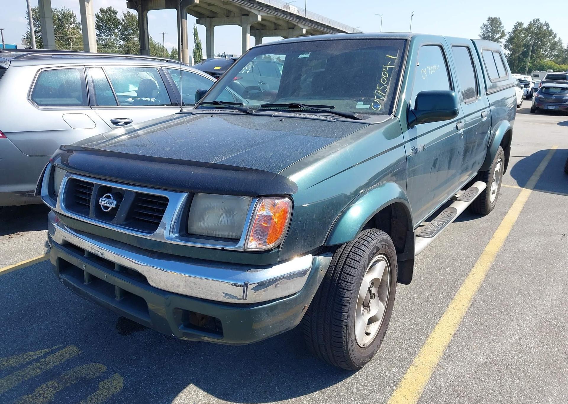 2000 NISSAN FRONTIER CREW CAB XE