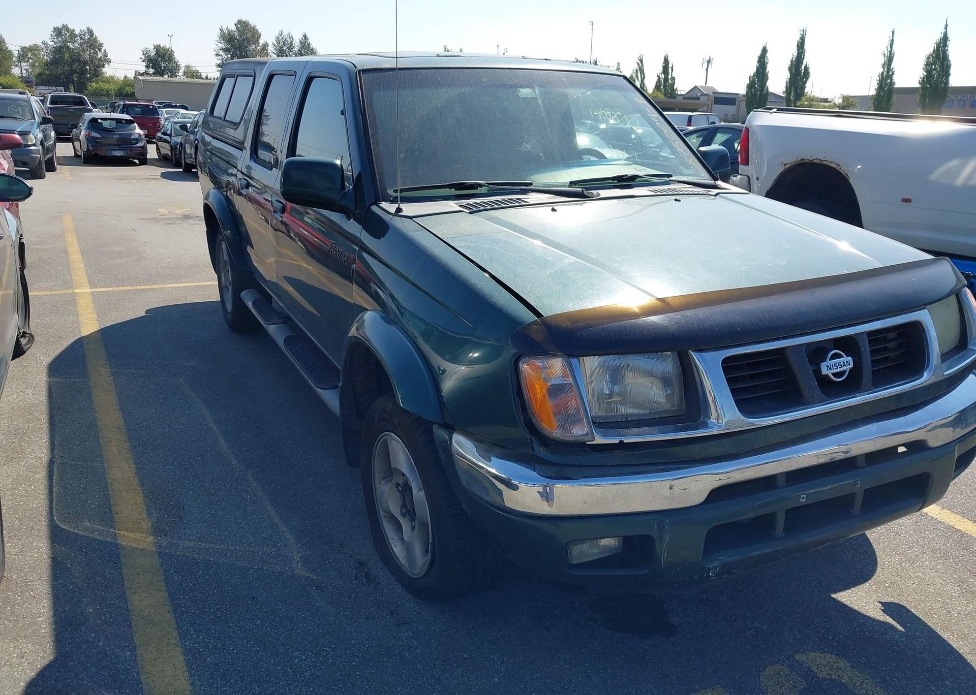 2000 NISSAN FRONTIER CREW CAB XE