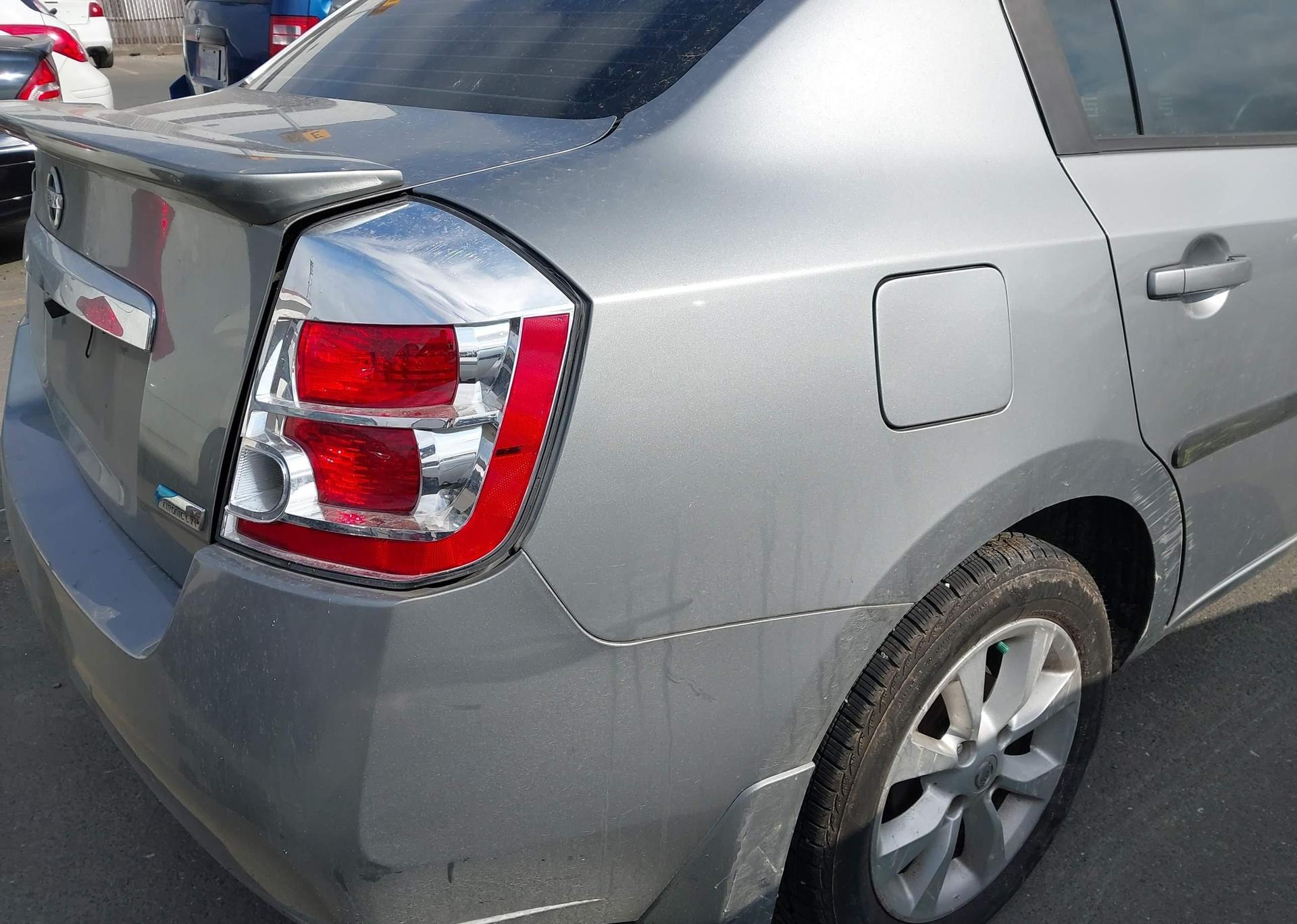 2011 NISSAN SENTRA 2.0