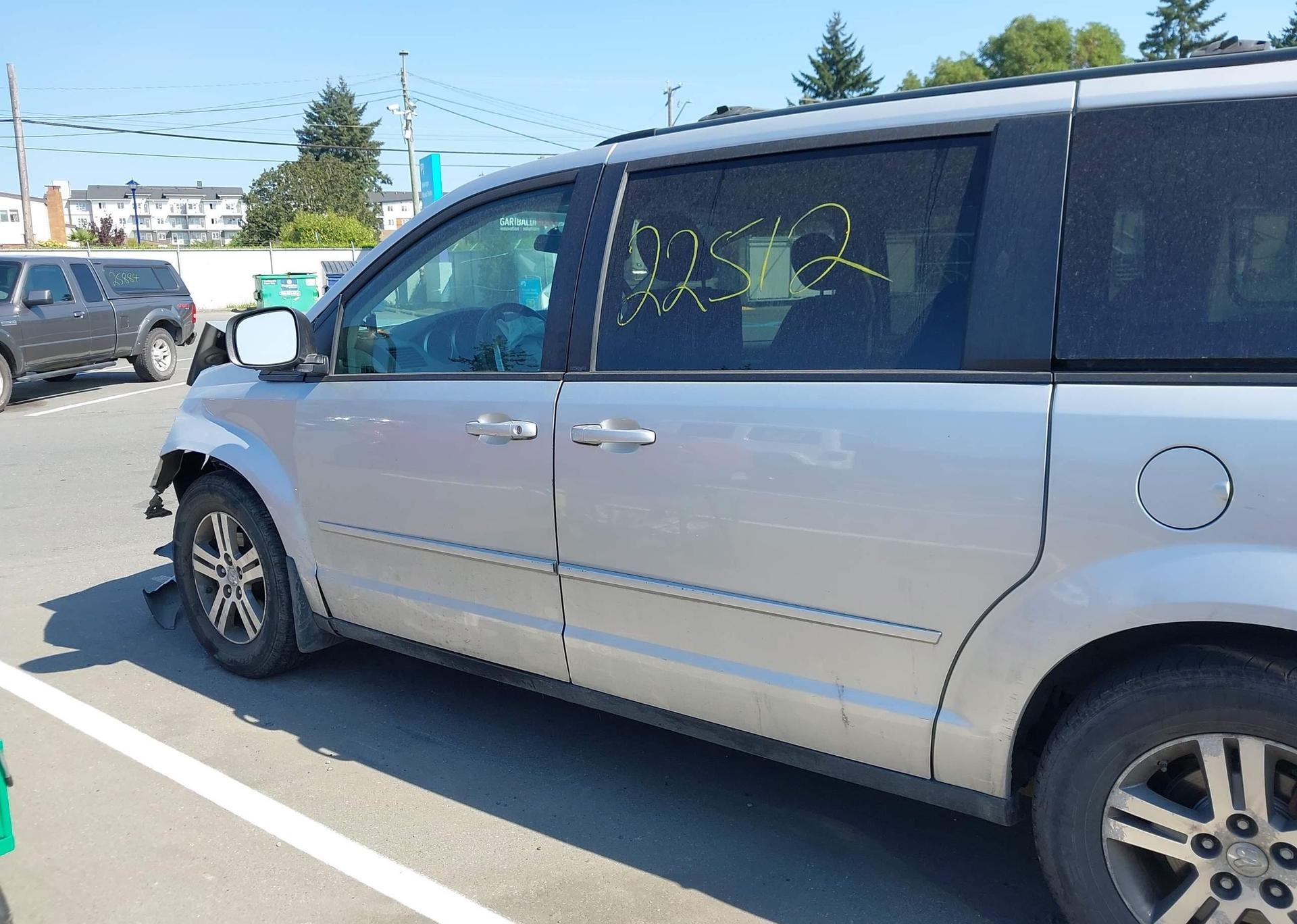 2010 DODGE GRAND CARAVAN SE