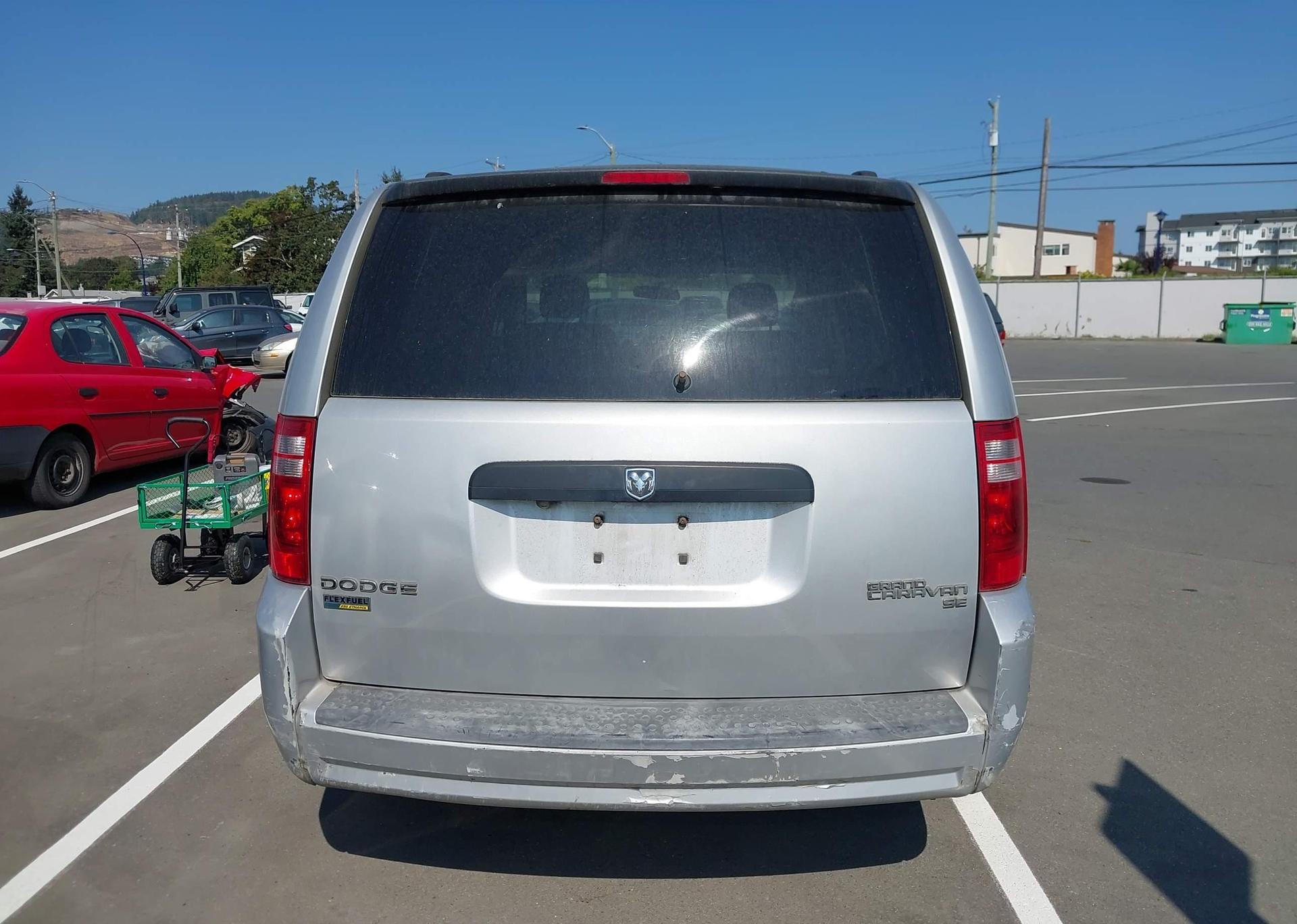 2010 DODGE GRAND CARAVAN SE