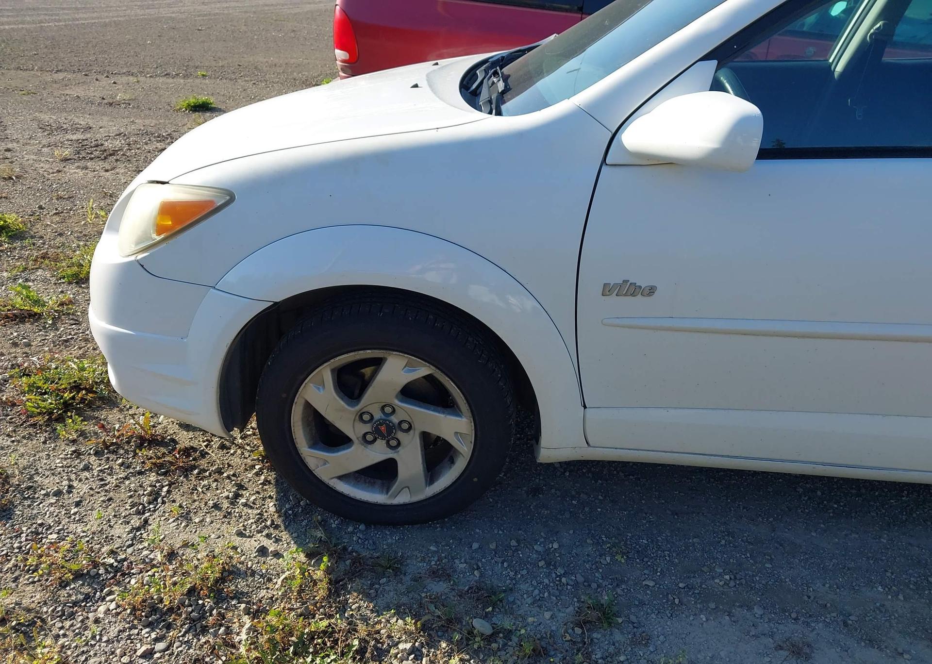2005 PONTIAC VIBE