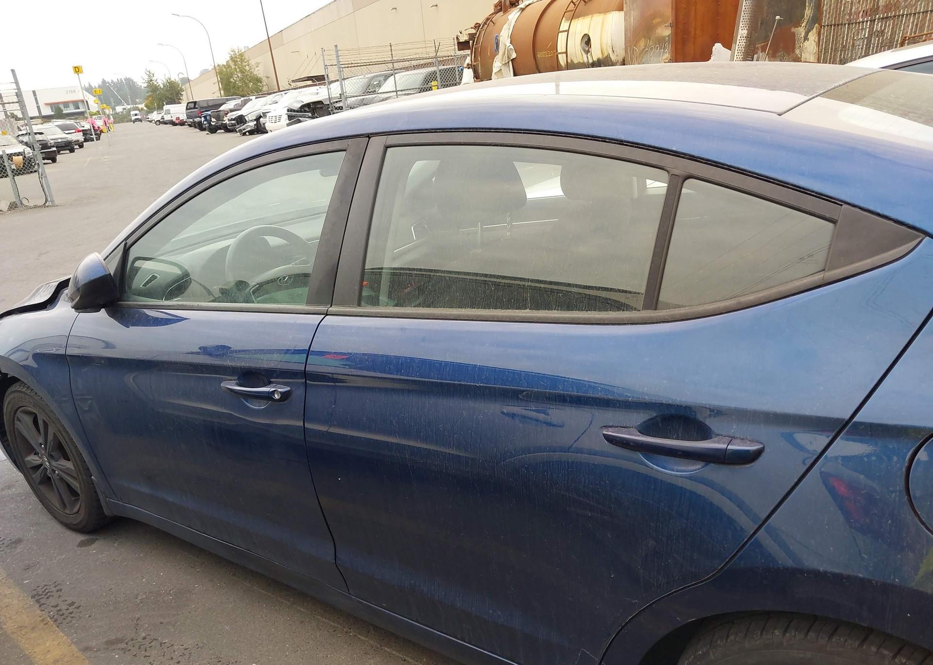 2017 HYUNDAI elantra se