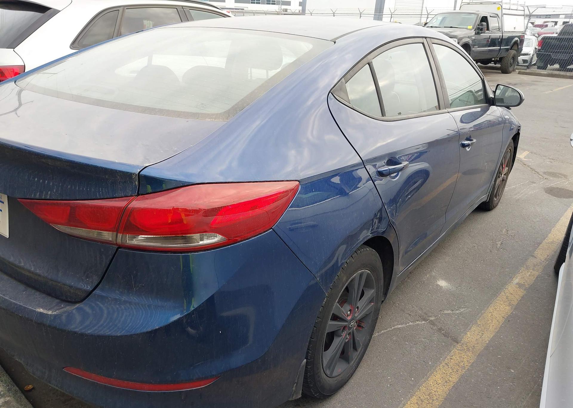 2017 HYUNDAI elantra se