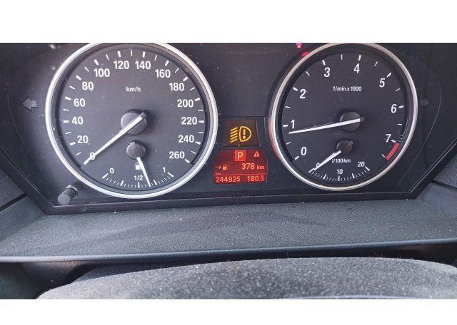 2010 BMW 528I