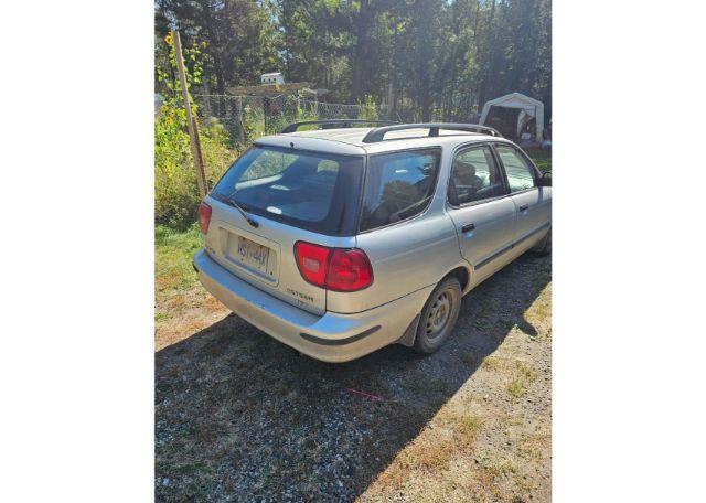 2002 SUZUKI ESTEEM GL