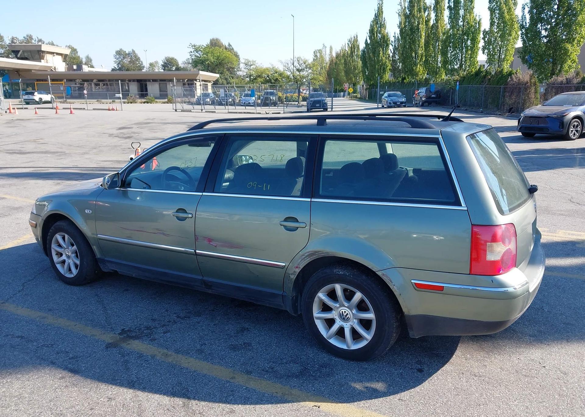 2004 VOLKSWAGEN PASSAT GLS