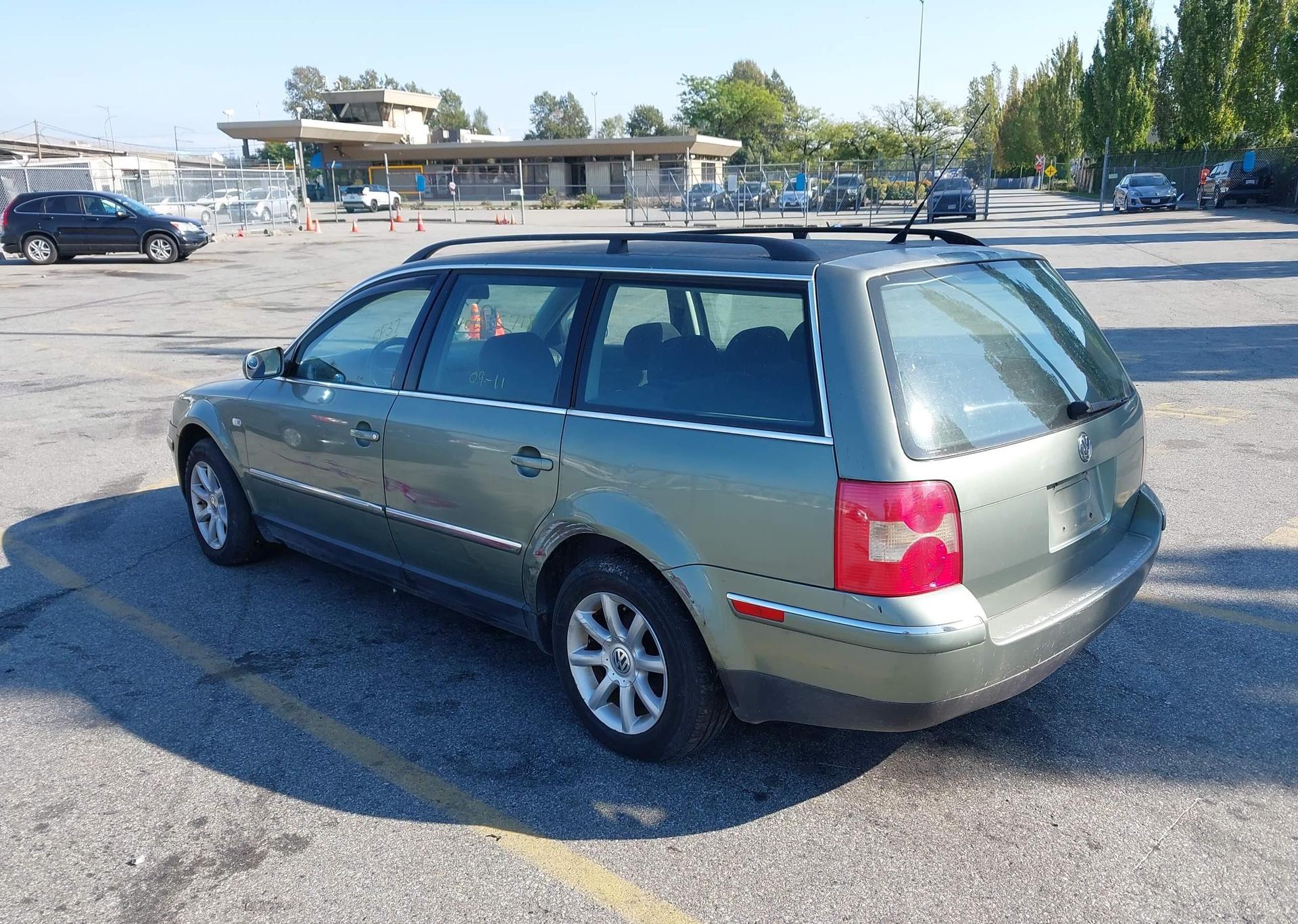 2004 VOLKSWAGEN PASSAT GLS