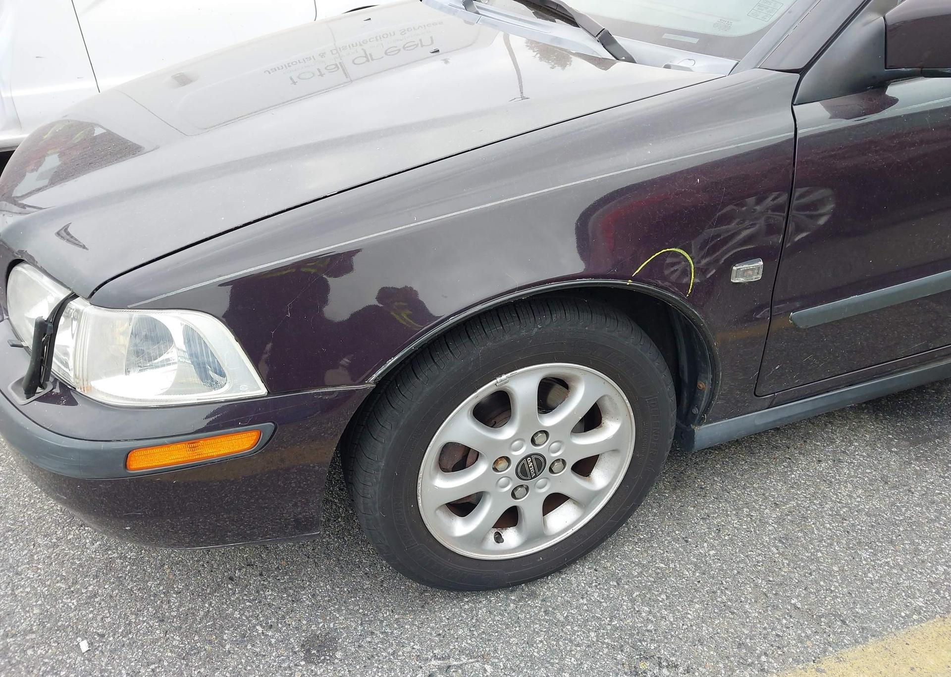 2001 VOLVO S40