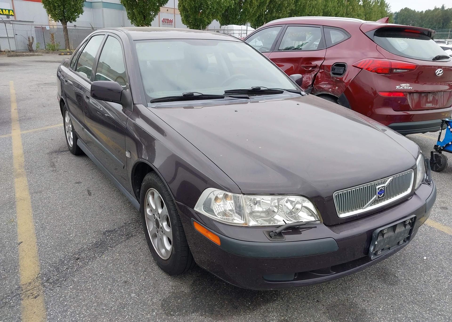 2001 VOLVO S40