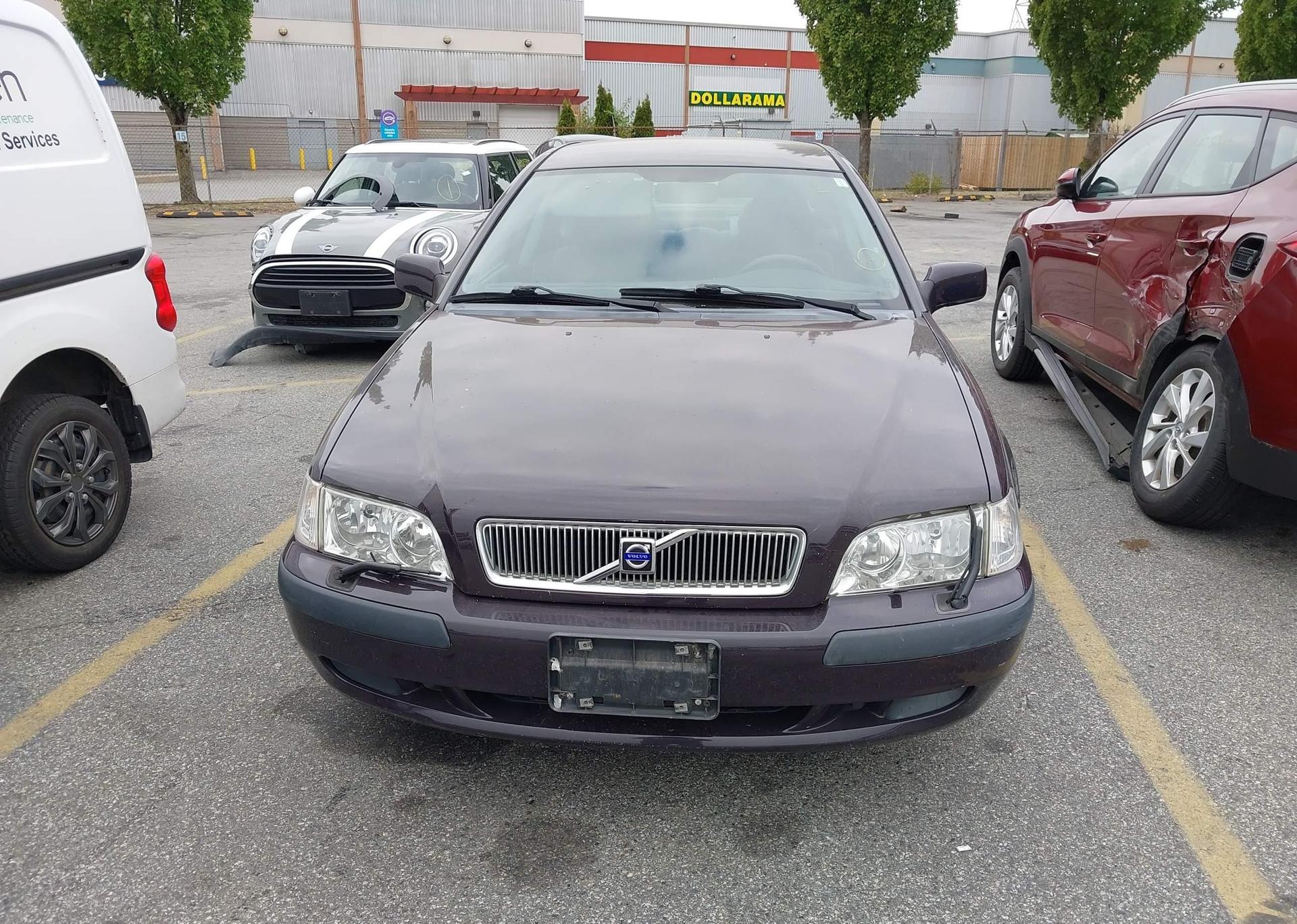 2001 VOLVO S40