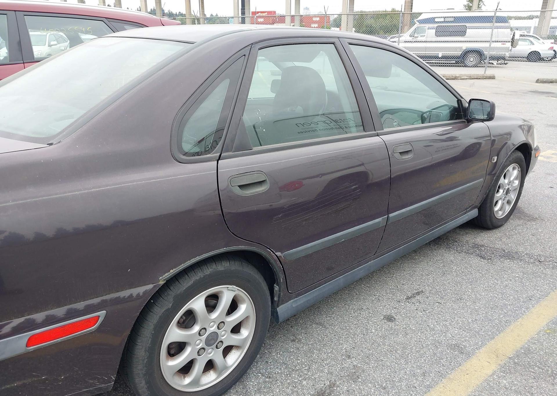 2001 VOLVO S40