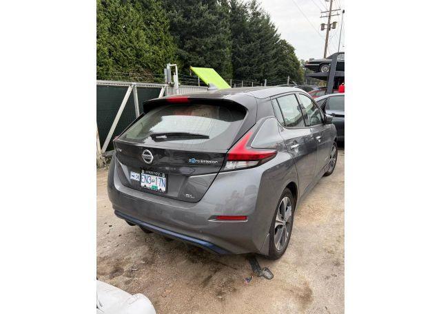 2018 NISSAN LEAF