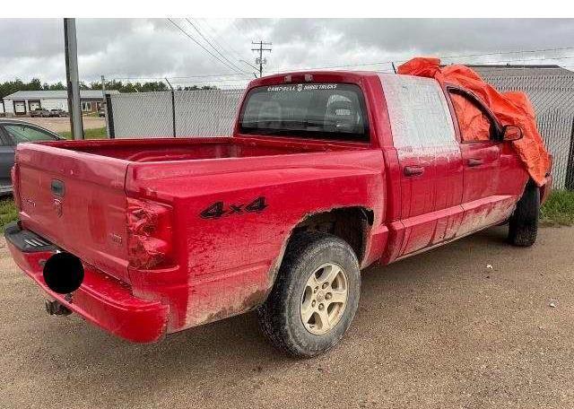 2006 DODGE DAKOTA QUAD
