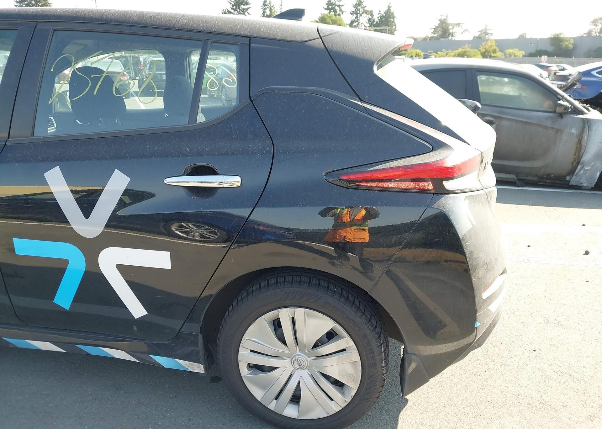 2018 NISSAN LEAF